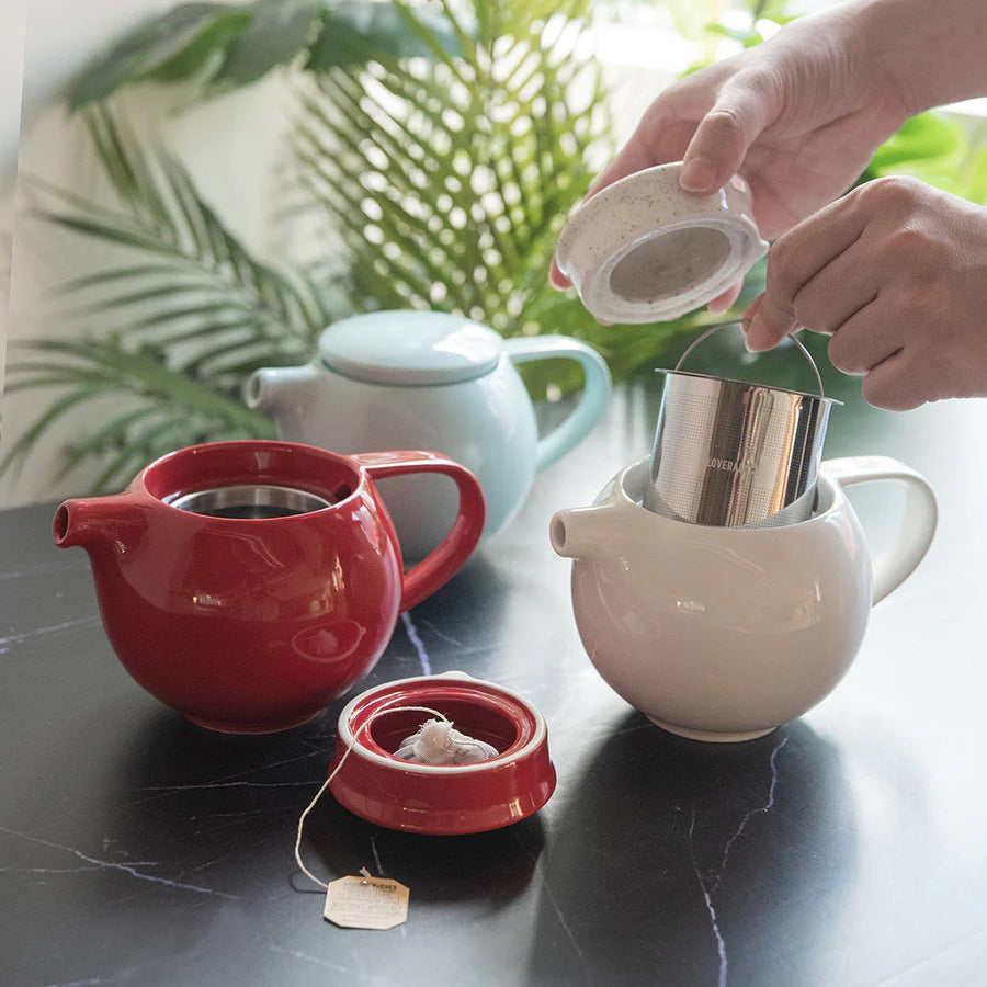 Loveramics Pro Tea Teapot with Infuser (400ml) - Red